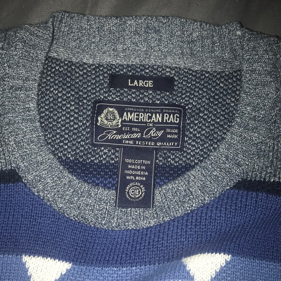 American rag sweater new w/out tags - Picture 3 of 6